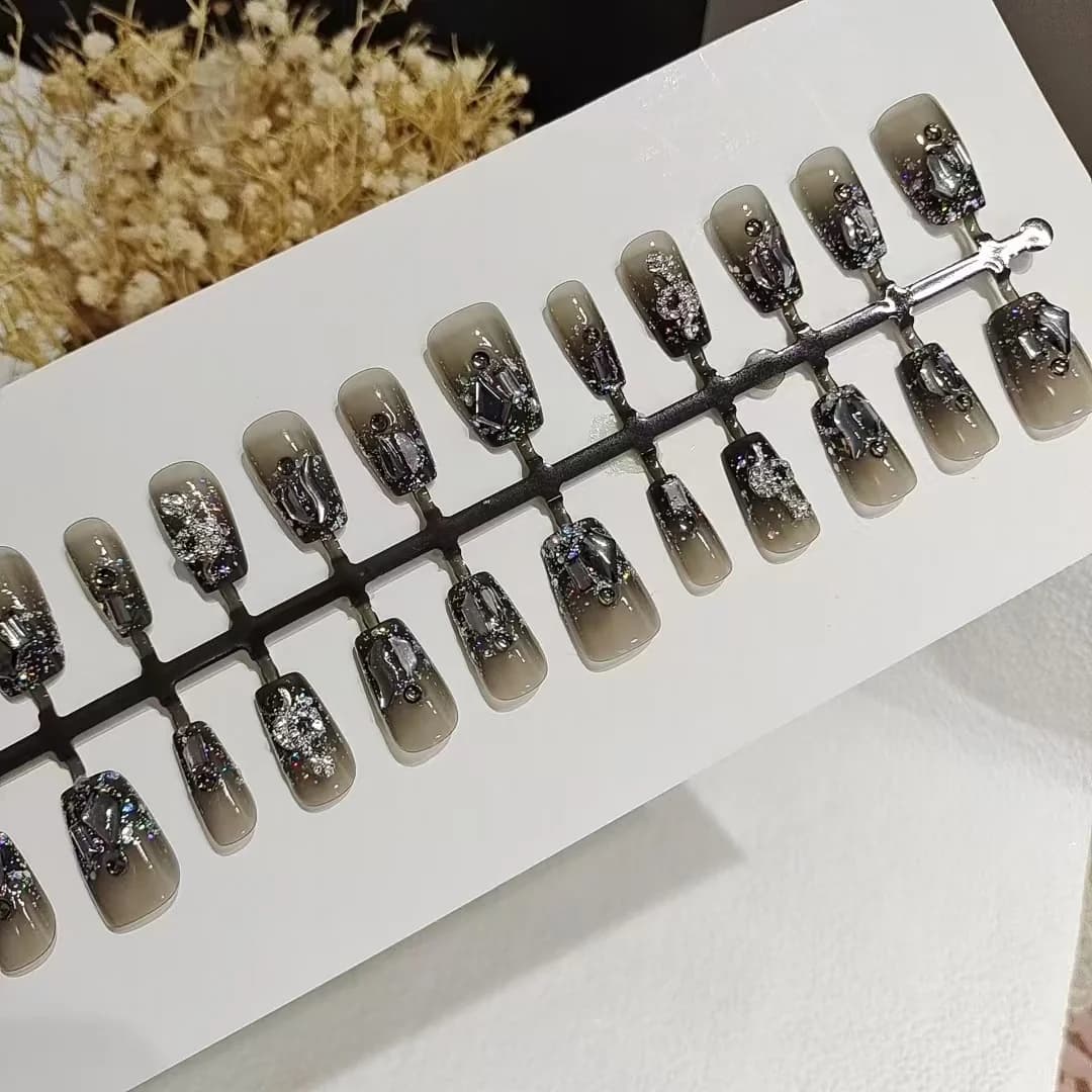 Накладные ногти черная змея с блестками, короткие квадратные, 30 шт.